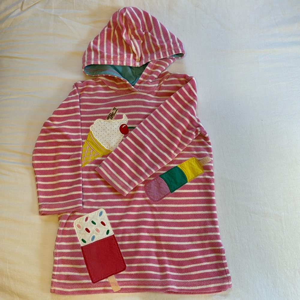 Boden Hooded Towel